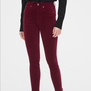 Gap red Velvet True Skinny pant
